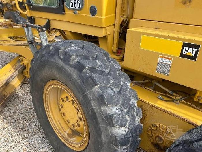 Used 1996 CATERPILLAR 140H - MOTOR GRADERS