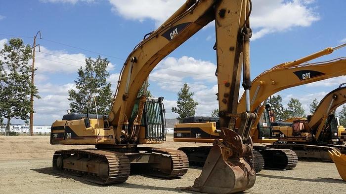 Used 2000 CATERPILLAR 330B - EXCAVATORS