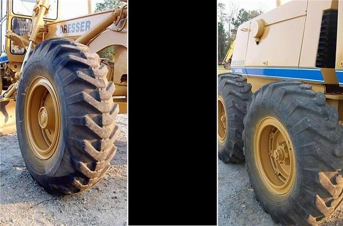 Used 1987 DRESSER A450E - MOTOR GRADERS