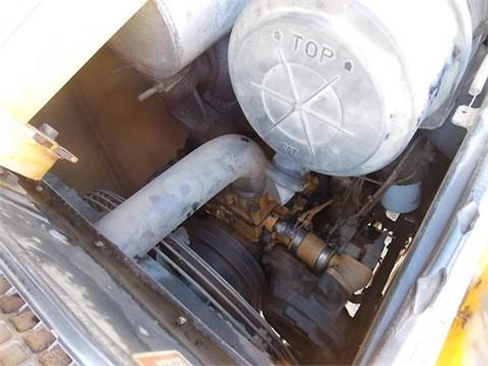 Used 1998 CATERPILLAR 426C - BACKHOES