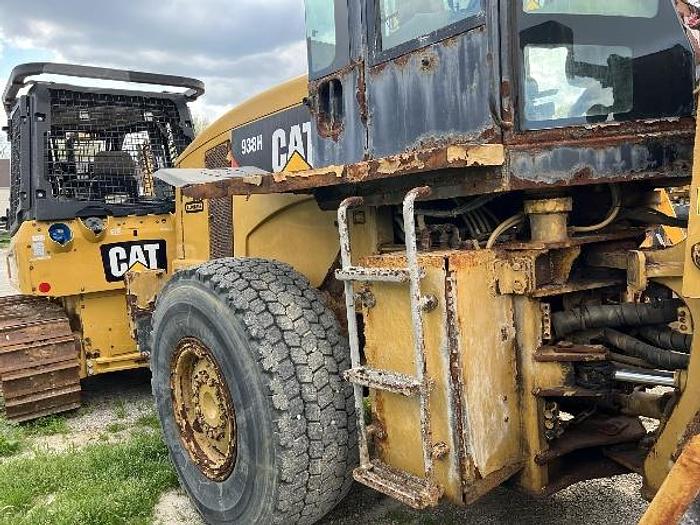 Used 2009 CATERPILLAR 938H - WHEEL LOADERS