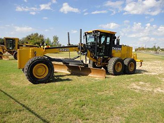 Used 2008 JOHN DEERE 772D(6WD) - MOTOR GRADERS