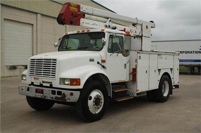 Used 2000 INTERNATIONAL 4900 - BUCKET TRUCK OR BOOM TRUCKS