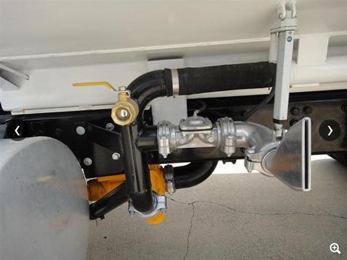 Used 2001 STERLING LT8500 - WATER TANK & WATER TRUCK