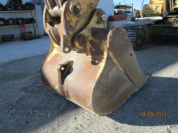 Used CATERPILLAR 330CL - EXCAVATORS