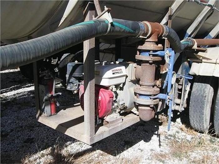 Used 1975 FRUEHAUF FRUEHAUF - WATER TANK & WATER TRUCK