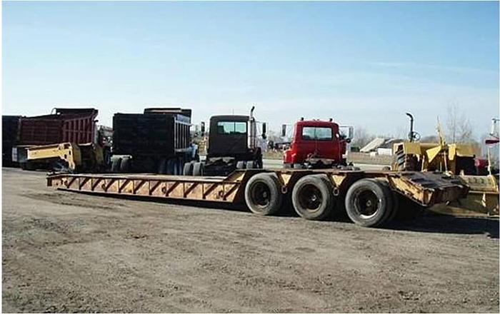 Used 1980 TRANSPORT TRI-AXLE - LOWBOYS