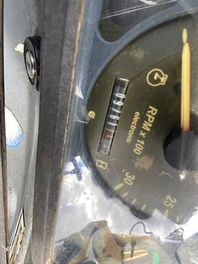 Used 2001 NEW HOLLAND LB90 - BACKHOES