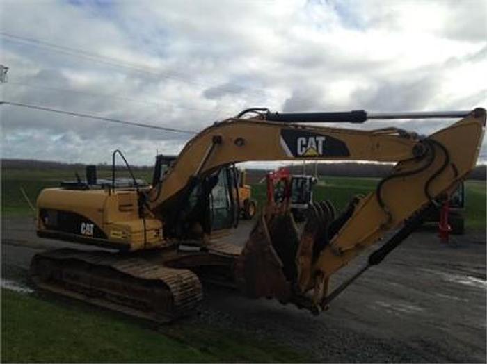 Used 2007 CATERPILLAR 320D - EXCAVATORS
