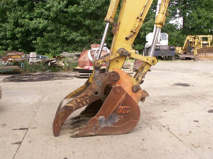 Used 2001 CATERPILLAR 320BL - EXCAVATORS
