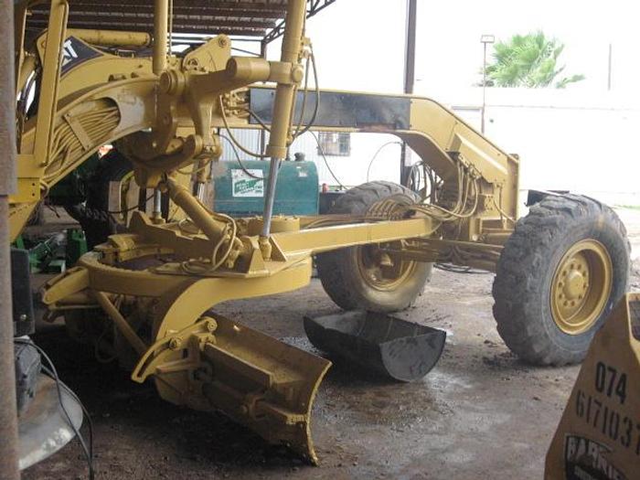 Used 1974 CATERPILLAR 12G - MOTOR GRADERS
