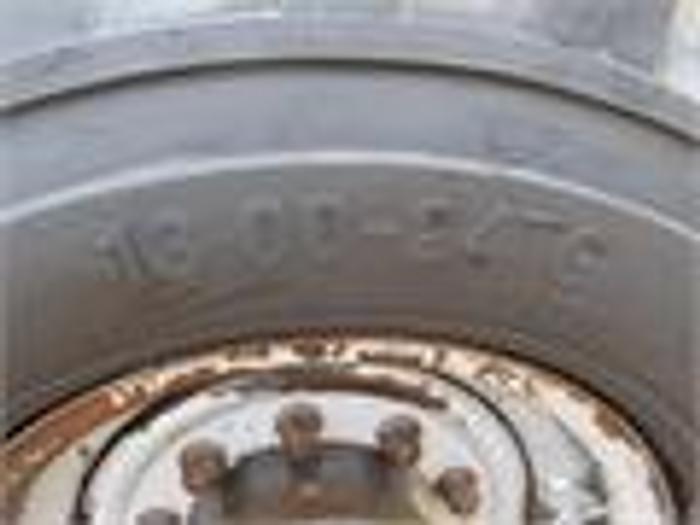 Used 2004 GRADALL G9 43A - FORKLIFTS