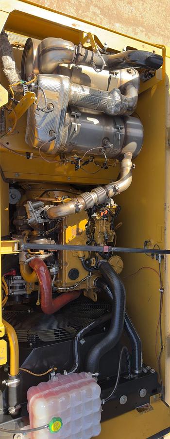 Used CATERPILLAR 320E - EXCAVATORS