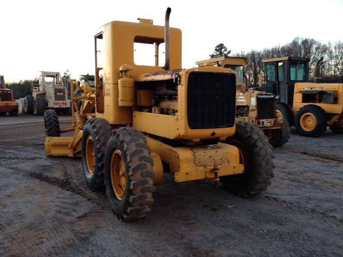 Used CATERPILLAR 12 - MOTOR GRADERS