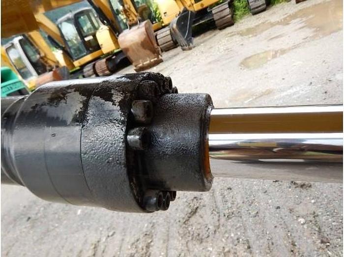 Used 2010 CATERPILLAR 320DL - EXCAVATORS