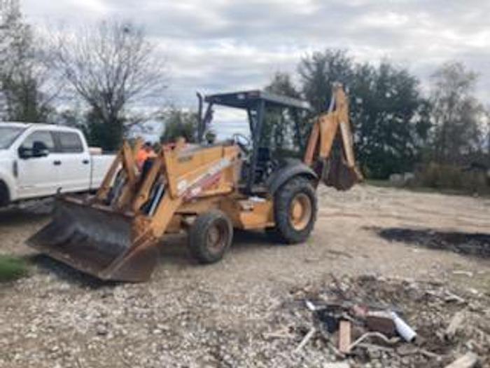 Used 2003 CASE 580M - BACKHOES