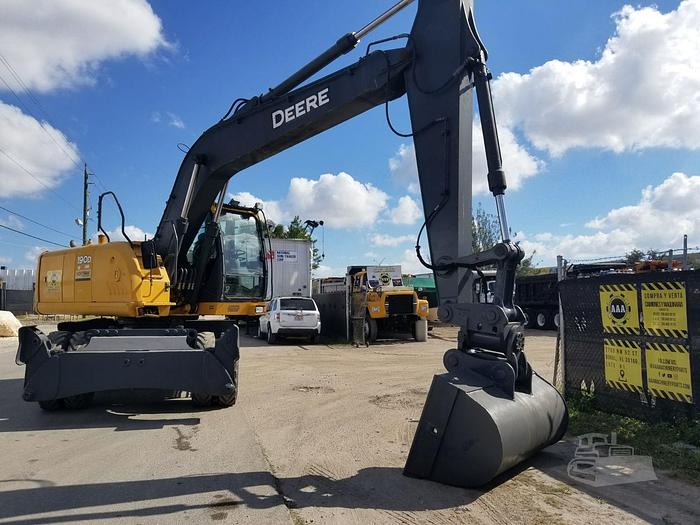 Used 2010 JOHN DEERE 190D W MONOBLOCK BM - EXCAVATORS