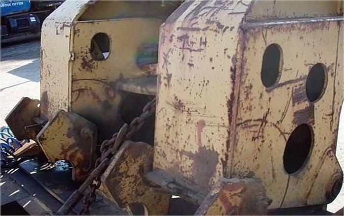 Used 1980 TRANSPORT TRI-AXLE - LOWBOYS