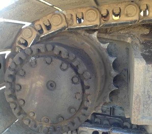 Used 1985 HITACHI UH07 7 - EXCAVATORS