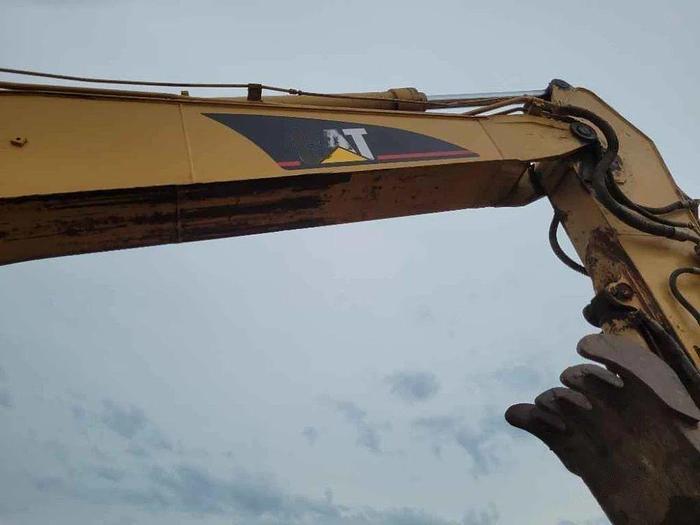 Used 2006 CATERPILLAR 320C - EXCAVATORS
