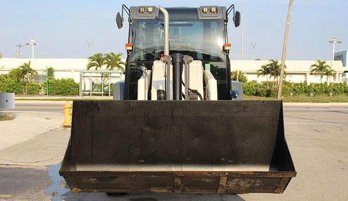 Used TEREX TLB830 - BACKHOES