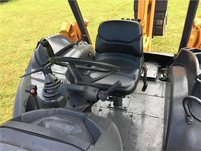 Used 2006 CASE 580M - BACKHOES