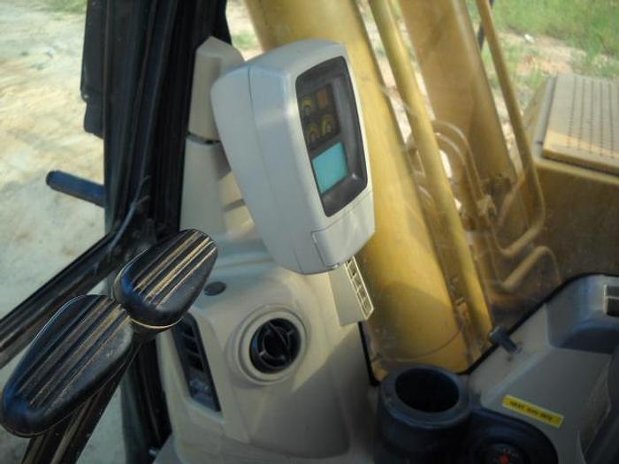 Used 2007 CATERPILLAR 320CL - EXCAVATORS