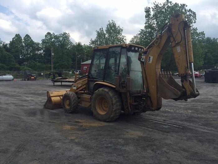 Used CATERPILLAR 420D - BACKHOES