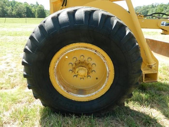 Used CHAMPION 710A - MOTOR GRADERS