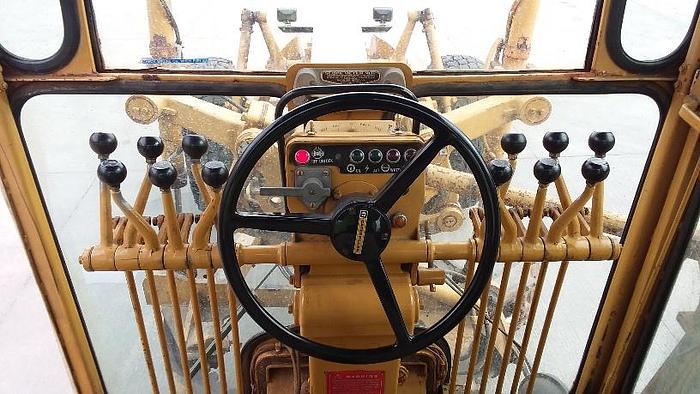 Used 1979 CATERPILLAR 120G(87V) - MOTOR GRADERS