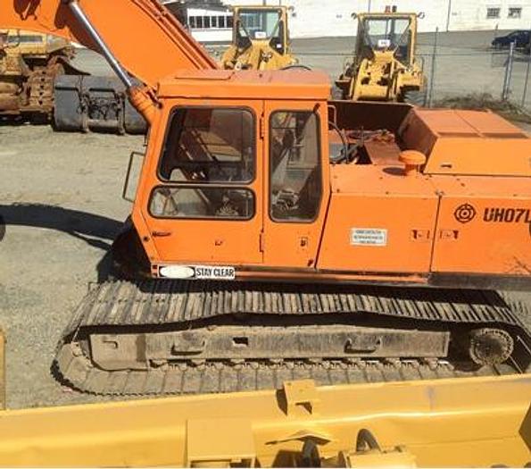 Used 1985 HITACHI UH07 7 - EXCAVATORS
