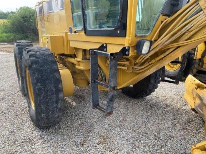 Used 1996 CATERPILLAR 140H - MOTOR GRADERS