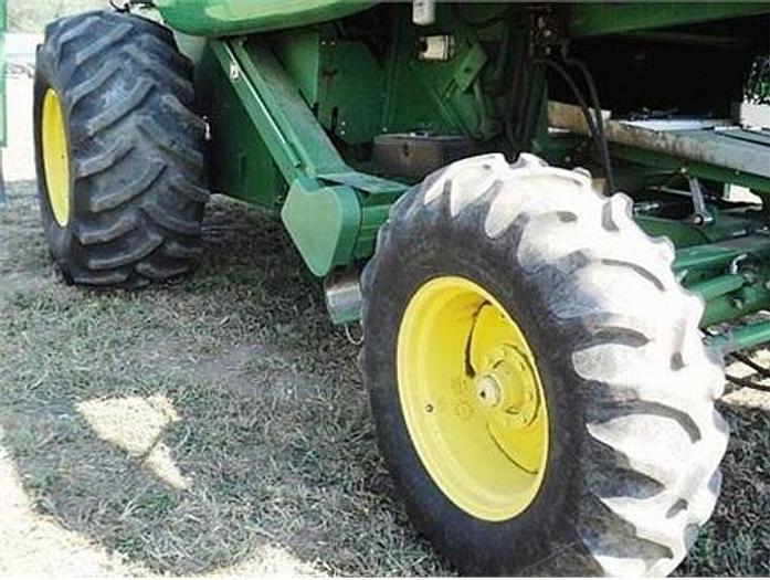 Used 2002 JOHN DEERE 9550 - COMBINES