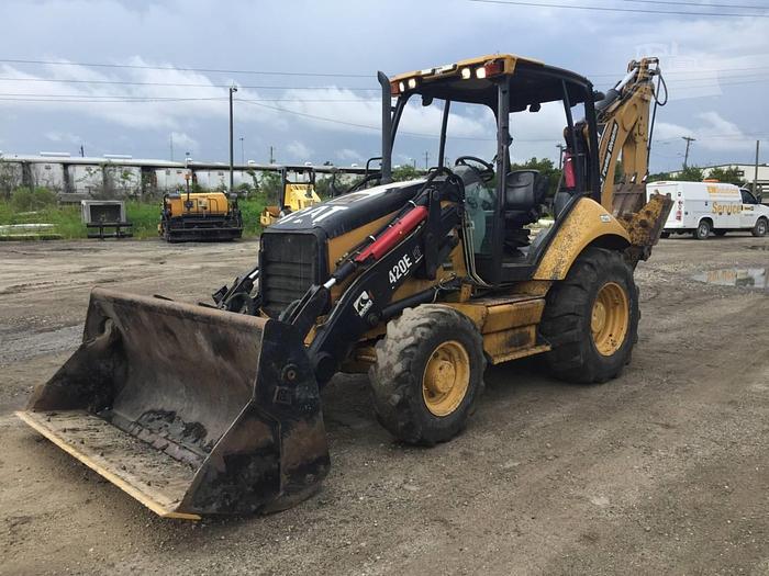 Used 2011 CATERPILLAR 420E - BACKHOES