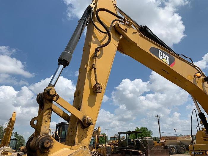 Used 2008 CATERPILLAR 320D - EXCAVATORS
