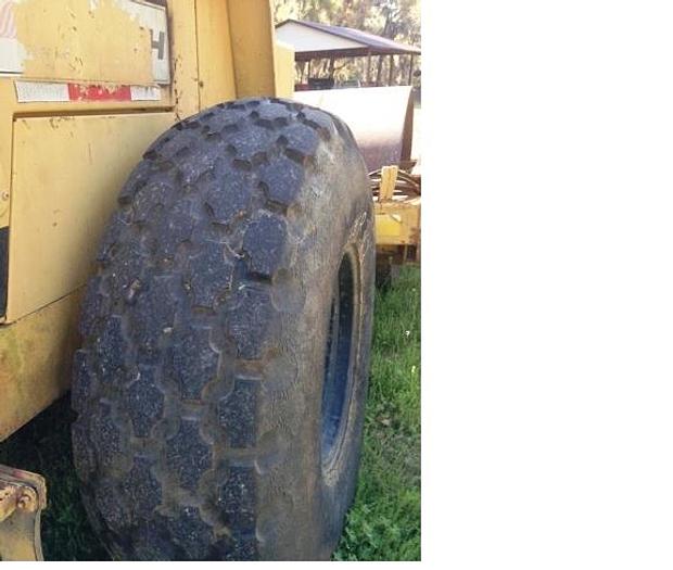 Used 1991 CATERPILLAR CS563(1SZ) - COMPACTORS