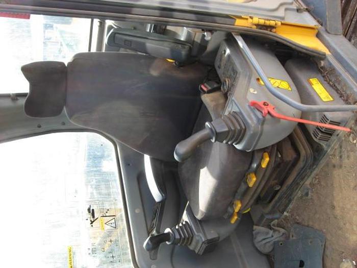 Used 2006 VOLVO EC210B - EXCAVATORS