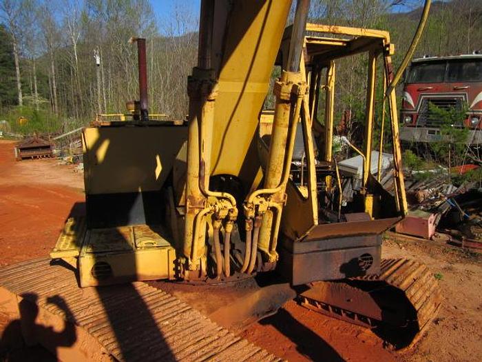 Used 1975 CATERPILLAR 225 - EXCAVATORS