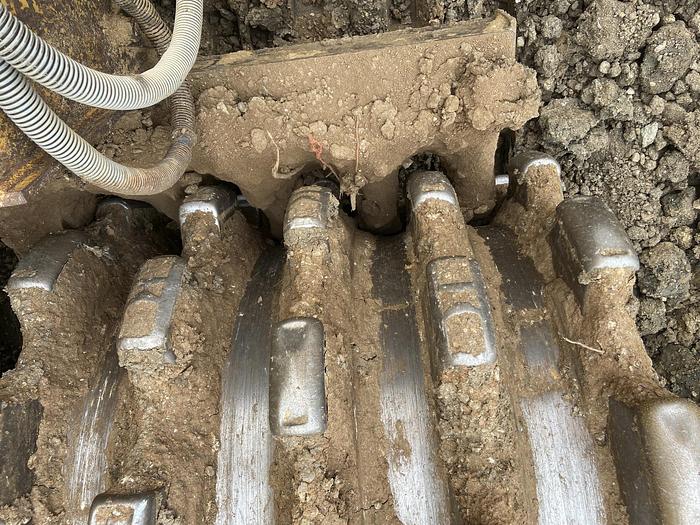 Used 1998 CATERPILLAR 815F - COMPACTORS