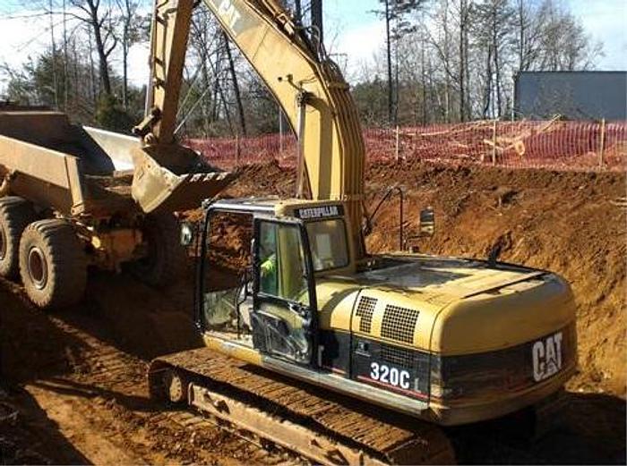 Used 2001 CATERPILLAR 320C L - EXCAVATORS
