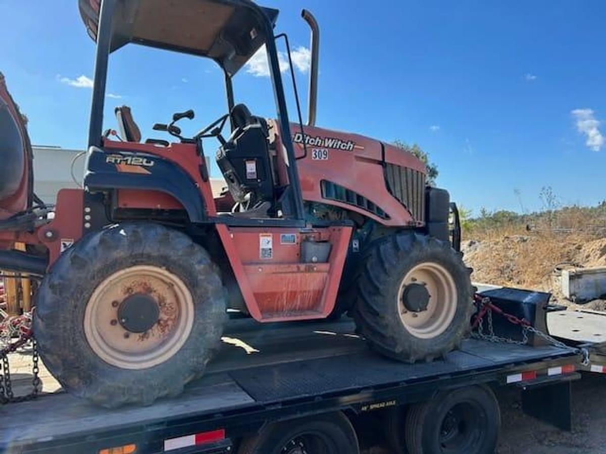 Used 2013 DITCH WITCH RT115 - TRENCHERS