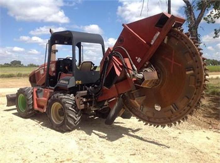 Used 2003 DITCH WITCH HT115 - TRENCHERS
