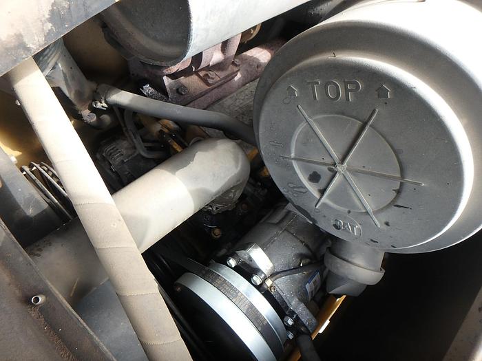 Used CATERPILLAR 420D - BACKHOES