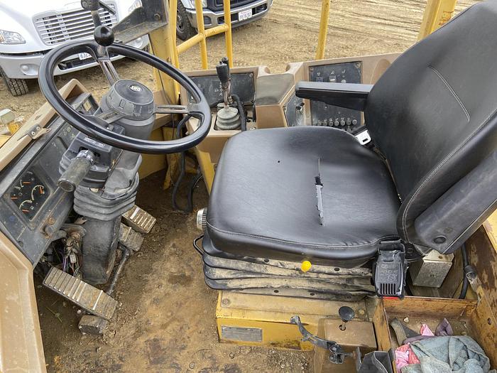 Used 1998 CATERPILLAR 815F - COMPACTORS