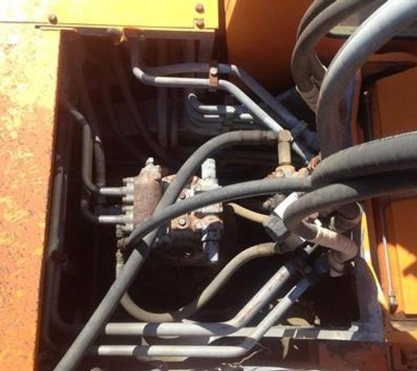 Used 1985 HITACHI UH07 7 - EXCAVATORS