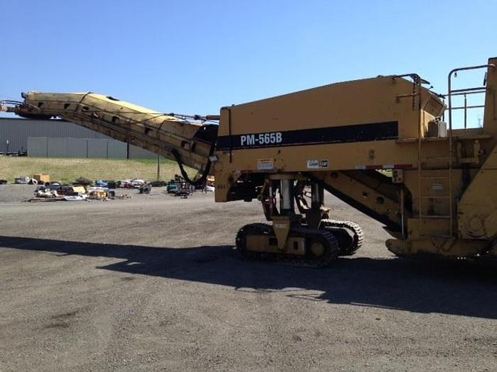 Used 2003 CATERPILLAR PM565B(8GS,COLD PLANER) - PAVING EQUIPMENT