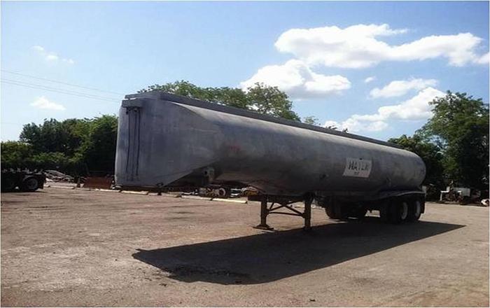 Used 1960 FRUEHAUF FRUEHAUF - WATER TANK & WATER TRUCK