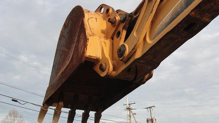 Used 2003 CASE 580M - BACKHOES