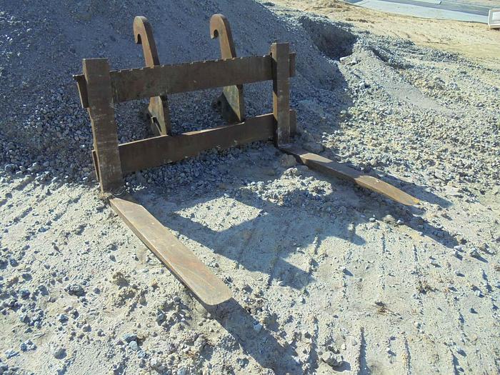 Used 2008 CATERPILLAR 416E - BACKHOES