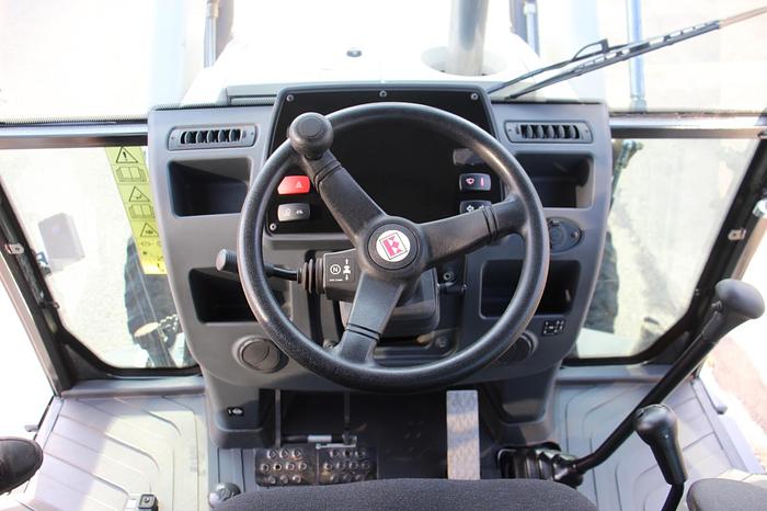 Used TEREX TLB830 - BACKHOES